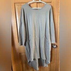 #26 Made in Italy Cotton High Low Tunic 27-28” ptp